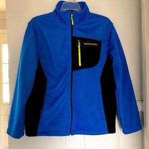 Weatherproof waffle-like lightweight jacket